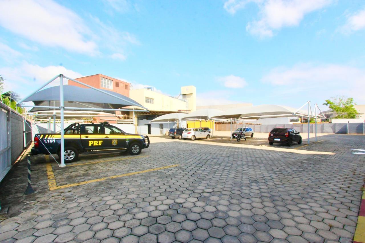 Prisma Plaza Hotel Taubaté エクステリア 写真