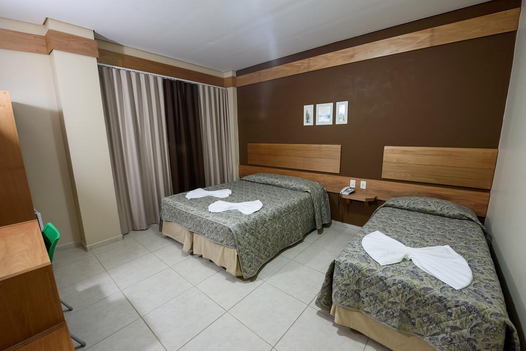 Prisma Plaza Hotel Taubaté 部屋 写真