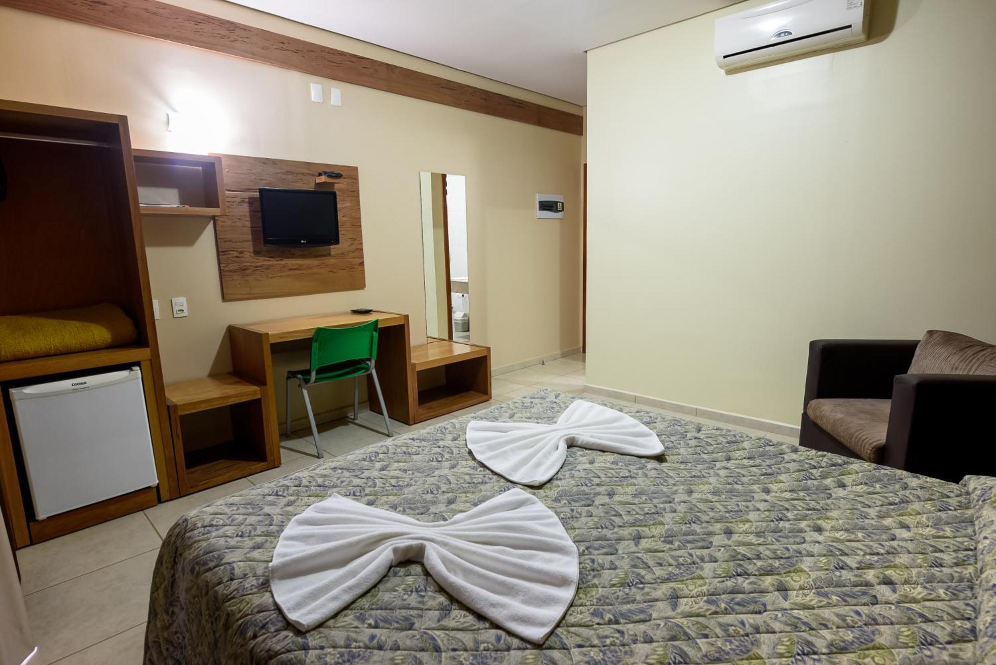 Prisma Plaza Hotel Taubaté 部屋 写真