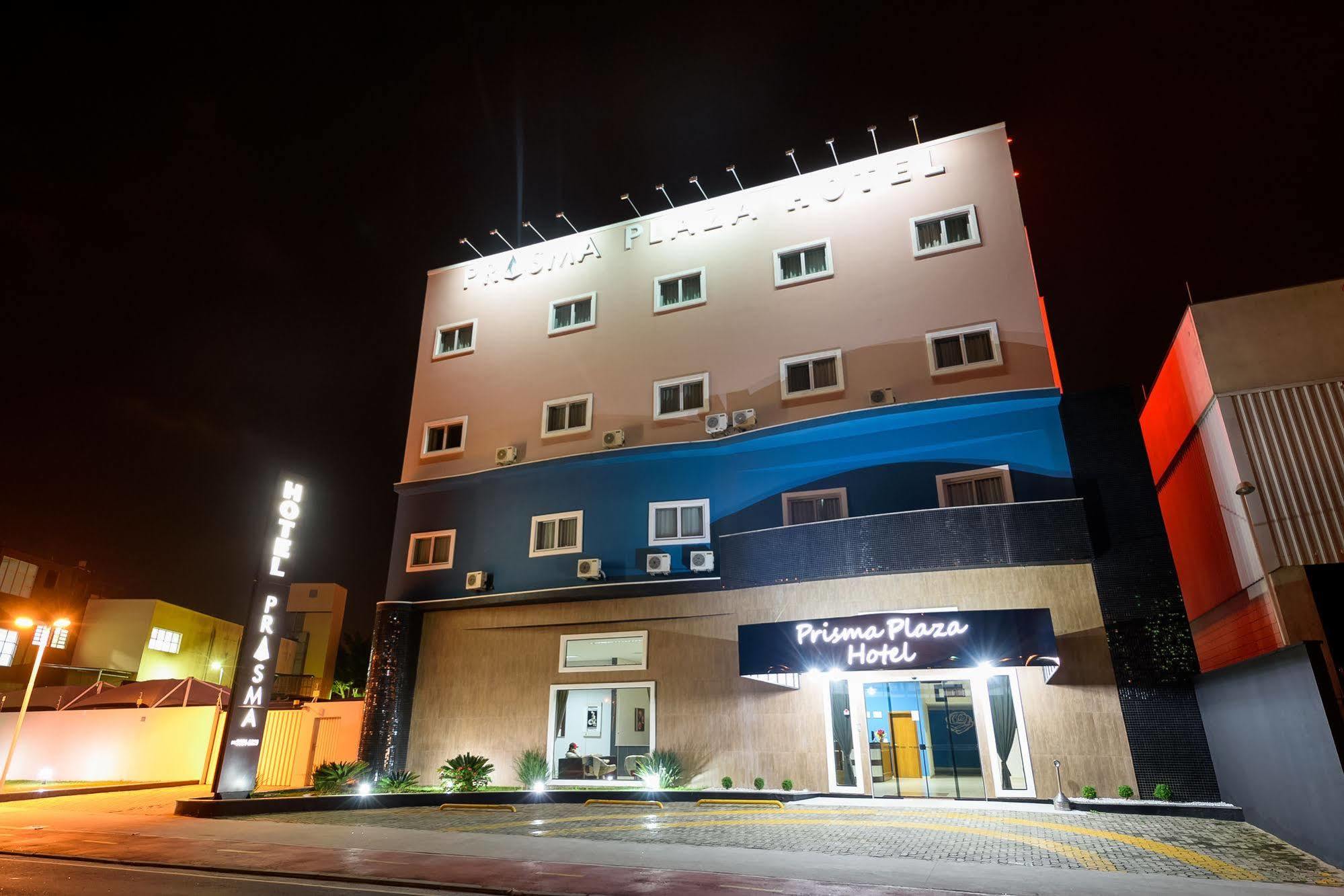 Prisma Plaza Hotel Taubaté エクステリア 写真